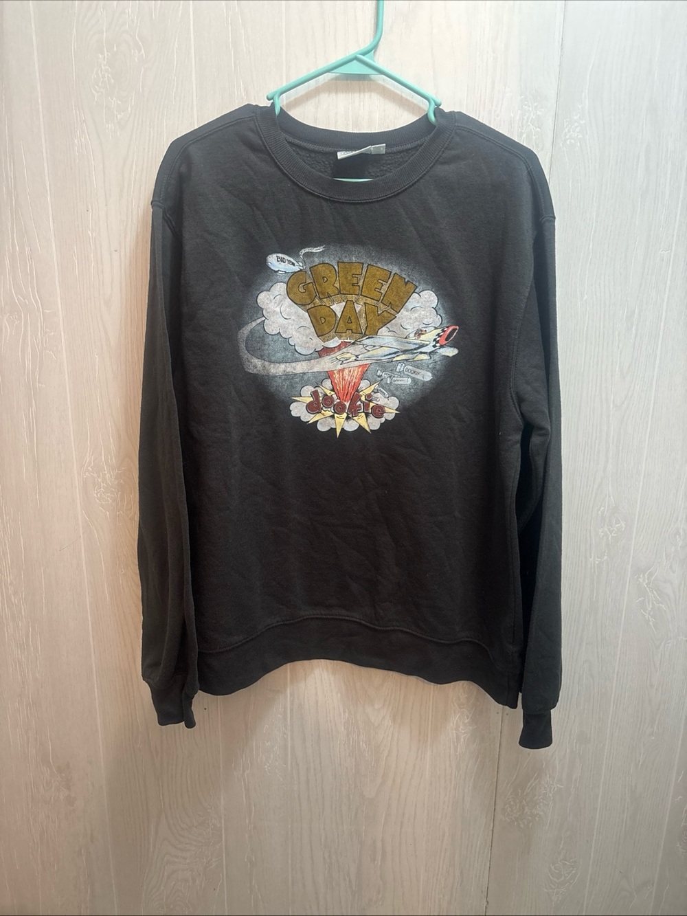 Green Day Black Graphic Crewneck Sweatshirt
